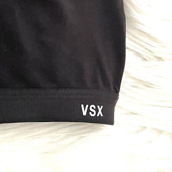 Victoria's Secret knockout front close sports bra - Picture 2 of 6